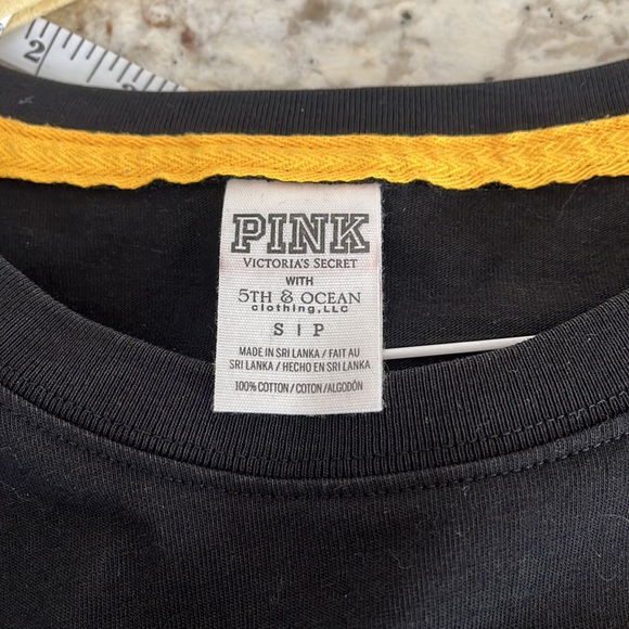 Victoria's Secret Pink Ltd. Ed. tee - Picture 7 of 8